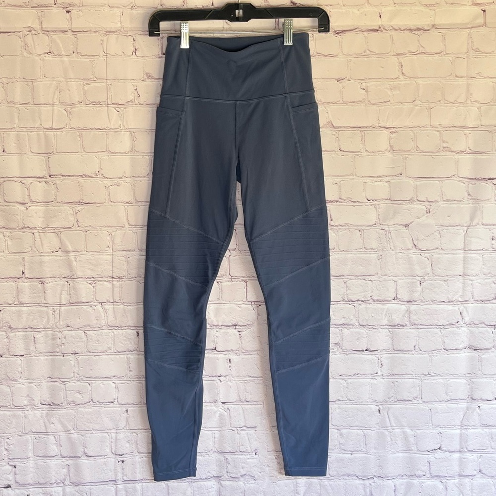 Athleta Blue Athletic Leggings Woman’s Size XS